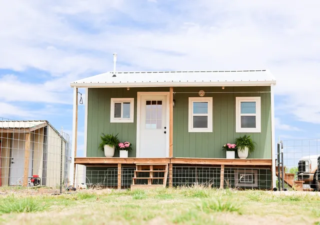 Photo 1 of Sale Pending at 13558 County Road 440, Merkel, TX 79536 | MLS# 21291199 | Listing updated on 2026-08-28