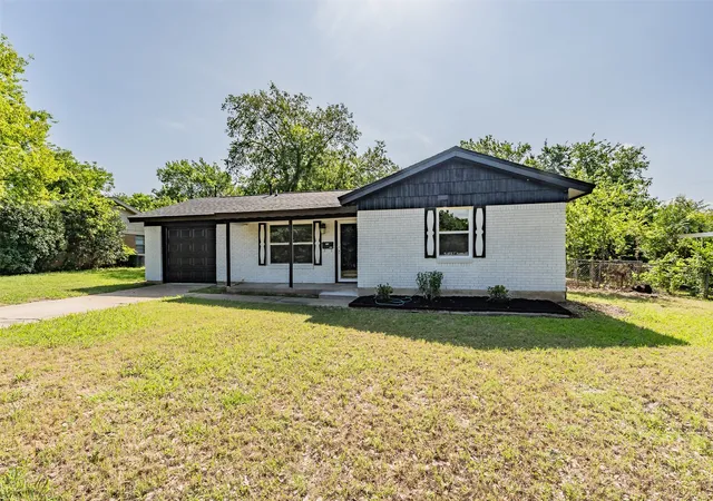 Homes for sale in North Richland Hills, TX | 4920 Colorado Blvd, North Richland Hills, TX 76180 | MLS# 21290160