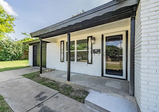 Homes for sale in North Richland Hills, TX | 4920 Colorado Blvd, North Richland Hills, TX 76180 | MLS# 21290160