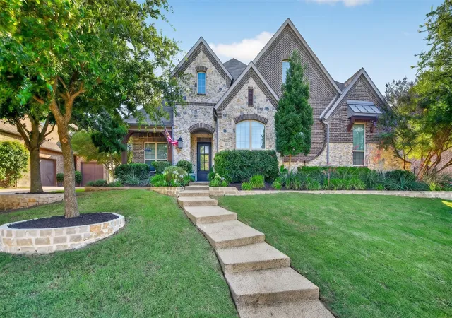 2nd image of 407 Ramsey Trl, Trophy Club, TX 76262 | MLS# 21286725