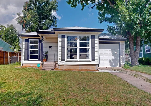 Photo 1 of Single family home for sale at 922 Tamara Ln, Grand Prairie, TX 75051 | MLS# 21290964 | Listing updated on 2026-08-03