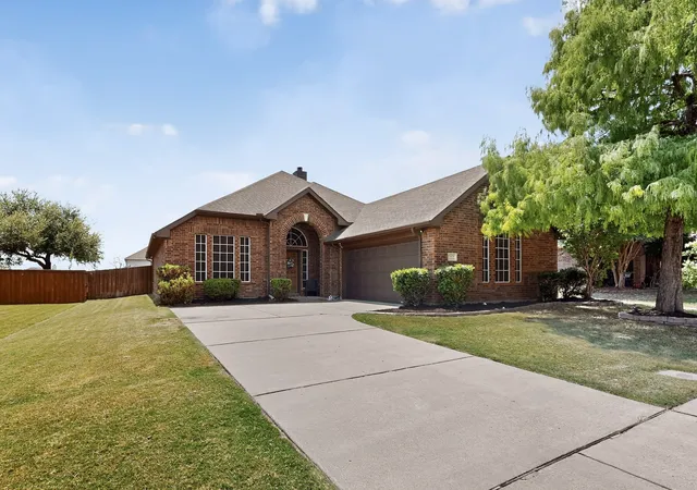 Homes for sale in Midlothian, TX | 222 Brook Meadow Ct, Midlothian, TX 76065 | MLS# 21291317