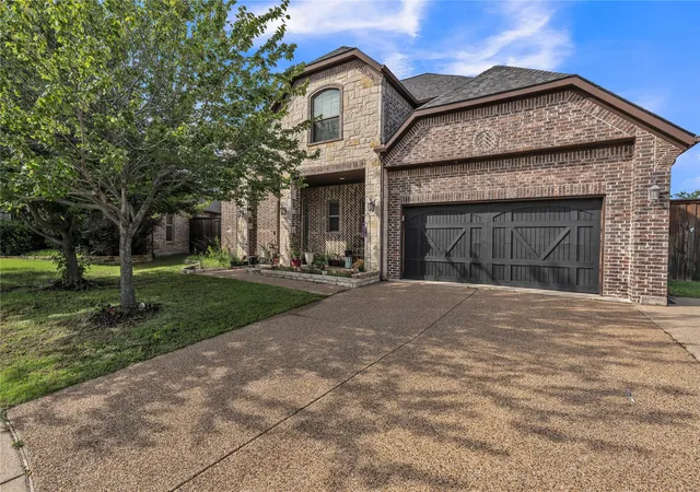 Photo 1 of Single family home for sale at 800 Goose Ct, Forney, TX 75126 | MLS# 21288070 | Listing updated on 2026-09-27
