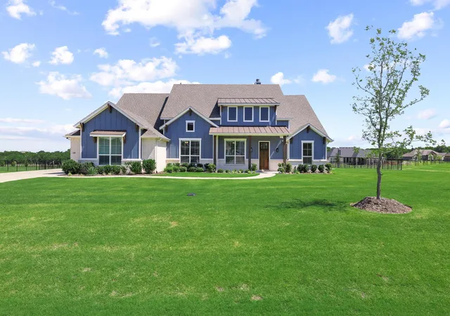 1st image of 180 Waterview Dr, Gunter, TX 75058 | MLS# 21281906
