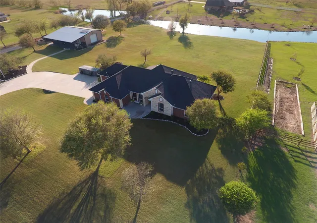 Photo 1 of Single family home for sale at 11225 Mesquite Hill Rd, Sanger, TX 76266 | MLS# 21288435 | Listing updated on 2026-07-11