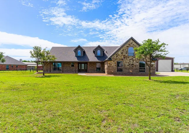 Photo 2 of Sale Pending at 2641 Purple Sage Trl, Fort Worth, TX 76179 | MLS# 21287331 | Listing updated on 2026-07-26