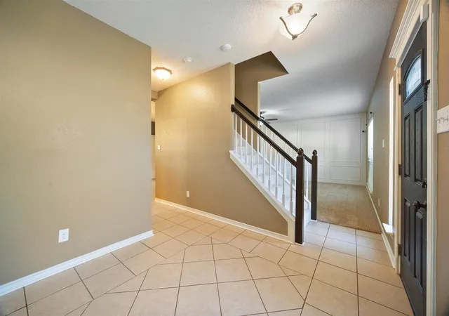Photo 3 of Sale Pending at 508 Big Oak Ct, Rockwall, TX 75087 | MLS# 21291340 | Listing updated on 2026-07-20