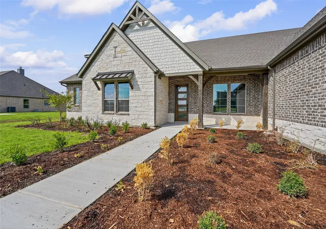 Photo 4 of Single family home for sale at 2834 Geneva Wy, Blue Ridge, TX 75424 | MLS# 21287521 | Listing updated on 2026-10-02