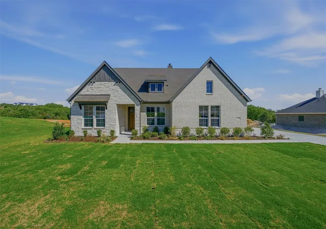 Photo 2 of Single family home for sale at 441 Texas Sage Trl, Weatherford, TX 76085 | MLS# 21287855 | Listing updated on 2026-10-07