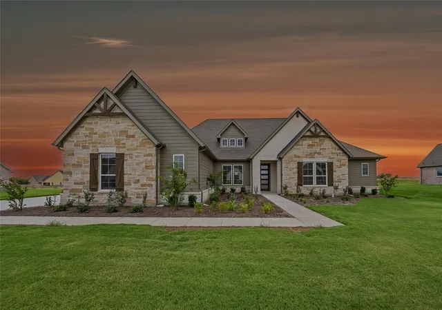 Photo 1 of Single family home for sale at 12417 Hornfels Dr, Krum, TX 76249 | MLS# 21289419 | Listing updated on 2026-10-05
