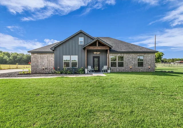 Homes for sale in Robinson, TX | 1004 Woodcock Dr, Robinson, TX 76706 | MLS# 21289286