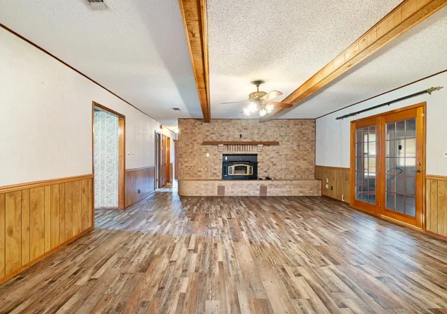 Homes for sale in Bogata, TX | 615 N Main St, Bogata, TX 75417 | MLS# 21291448