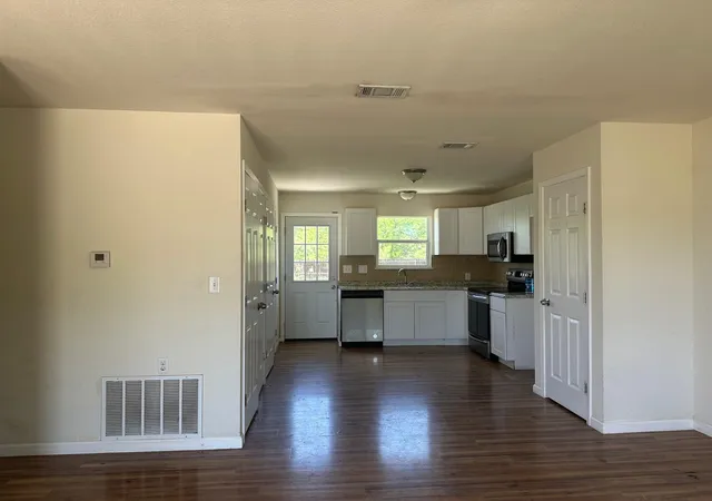 Homes for sale in Bridgeport, TX | 148 Bridlewood Ln, Bridgeport, TX 76426 | MLS# 21291512
