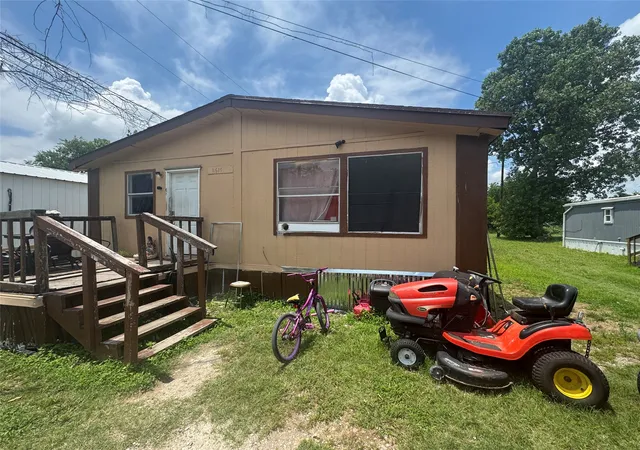Homes for sale in Bellmead, TX | 1614 Cole Rd, Bellmead, TX 76705 | MLS# 21291514