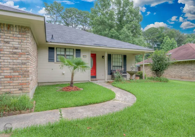 Photo 3 of Sale Pending at 9271 Lytham Dr, Shreveport, LA 71129 | MLS# 21291521 | Listing updated on 2026-07-20