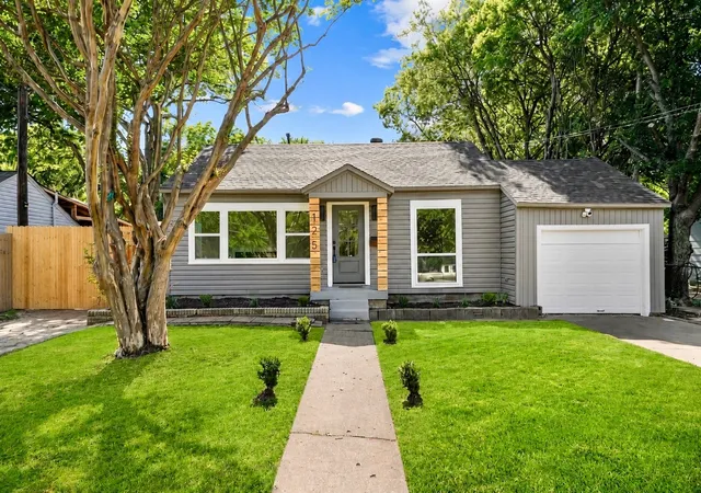 Photo 1 of Sale Pending at 125 29th St, Grand Prairie, TX 75050 | MLS# 21291210 | Listing updated on 2026-07-13