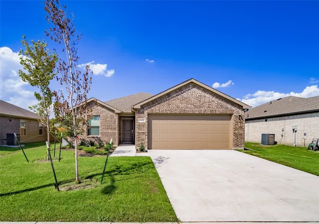 Photo 1 of Single family home for sale at 1418 Brindle Dr, Greenville, TX 75402 | MLS# 21291555 | Listing updated on 2026-07-06