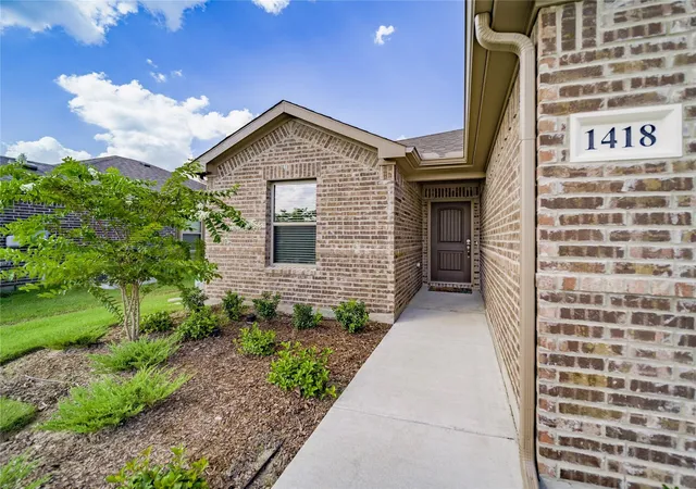 Photo 2 of Single family home for sale at 1418 Brindle Dr, Greenville, TX 75402 | MLS# 21291555 | Listing updated on 2026-07-06