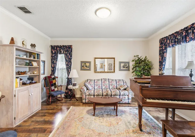 Photo 4 of Sale Pending at 7604 Oak Knoll Dr, North Richland Hills, TX 76182 | MLS# 21291563 | Listing updated on 2026-10-03