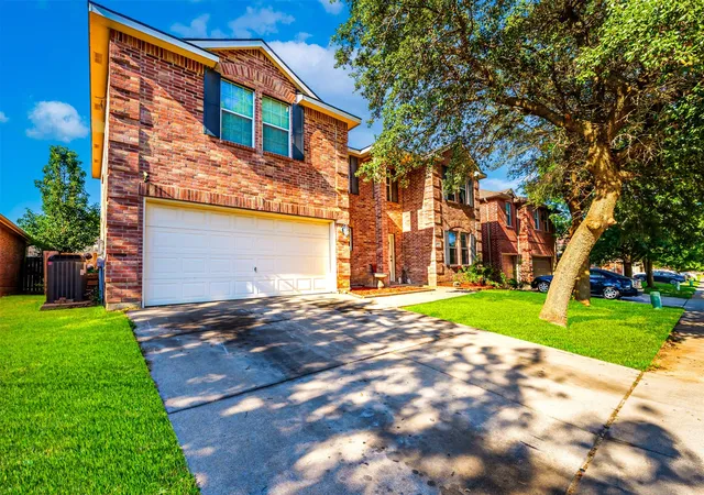 Homes for sale in Crowley, TX | 789 Keel Line Dr, Crowley, TX 76036 | MLS# 21291091