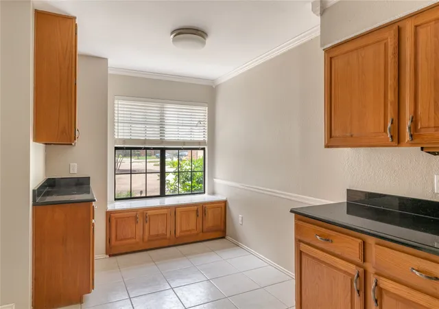 Homes for sale in Irving, TX | 402 Santa Fe Trl #37, Irving, TX 75063 | MLS# 21288611