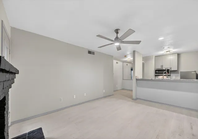 Photo 1 of Condo for sale at 1810 N Garrett Ave #124, Dallas, TX 75206 | MLS# 21277654 | Listing updated on 2026-08-26