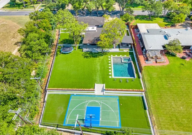 Photo 1 of Single family home for sale at 9755 Van Dyke Rd, Dallas, TX 75218 | MLS# 21282847 | Listing updated on 2026-07-17