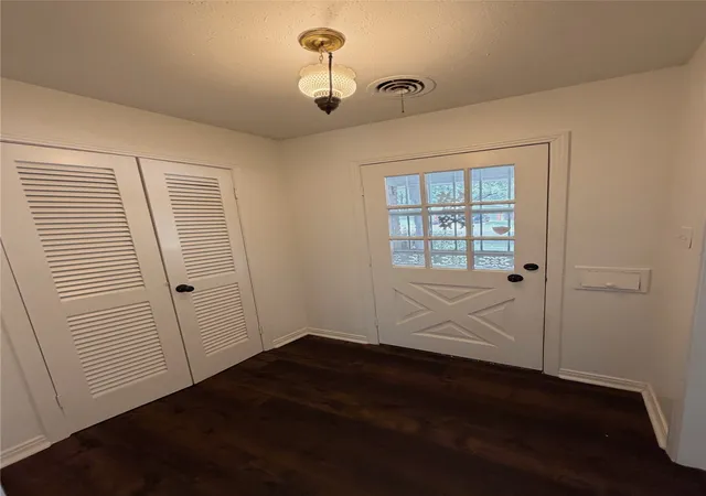Photo 3 of Single family home for sale at 3100 Cortez Dr, Fort Worth, TX 76116 | MLS# 21290940 | Listing updated on 2026-08-03