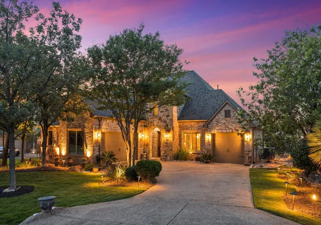 Photo 3 of Sale Pending at 6008 The Resort Blvd, Fort Worth, TX 76179 | MLS# 21291056 | Listing updated on 2026-07-27