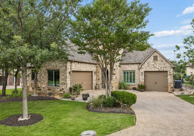 Photo 4 of Sale Pending at 6008 The Resort Blvd, Fort Worth, TX 76179 | MLS# 21291056 | Listing updated on 2026-07-27
