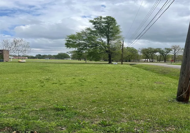 Photo 2 of Land for sale at Tbd South Merrill Street Ave, New Boston, TX 75570 | MLS# 21291752 | Listing updated on 2026-08-17