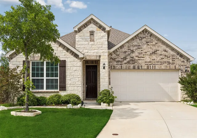 Photo 1 of Single family home for sale at 5600 Sheffield Dr, Mc Kinney, TX 75071 | MLS# 21282317 | Listing updated on 2026-07-22