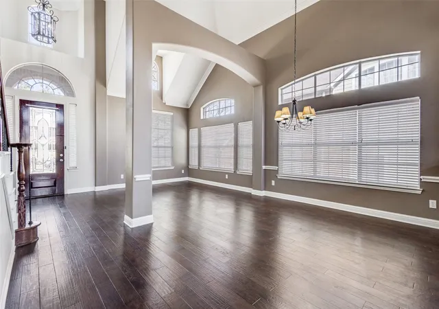 Photo 3 of Single family home for sale at 4705 Virginia Woods Dr, Mc Kinney, TX 75071 | MLS# 21291770 | Listing updated on 2026-08-28