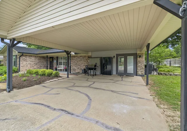 Photo 2 of Single family home for sale at 668 County Road 2436, Mineola, TX 75773 | MLS# 21291805 | Listing updated on 2026-08-21
