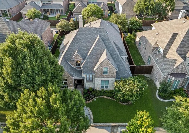 Homes for sale in Frisco, TX | 13608 Lyndhurst Dr, Frisco, TX 75035 | MLS# 21291825