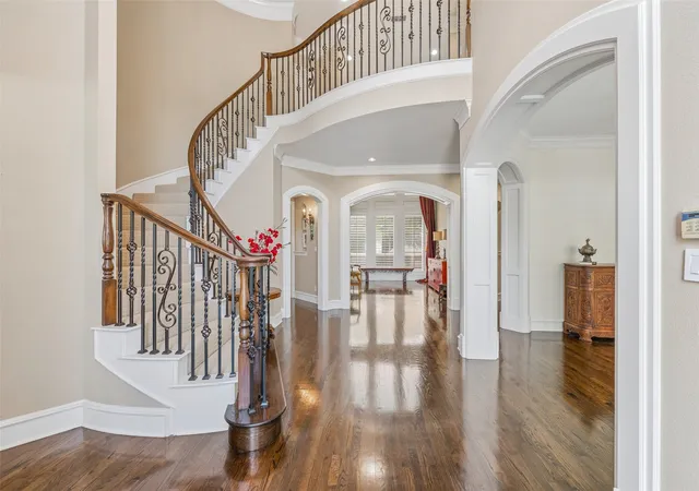 Photo 3 of Single family home for sale at 920 Independence Pkwy, Southlake, TX 76092 | MLS# 21276813 | Listing updated on 2026-08-29