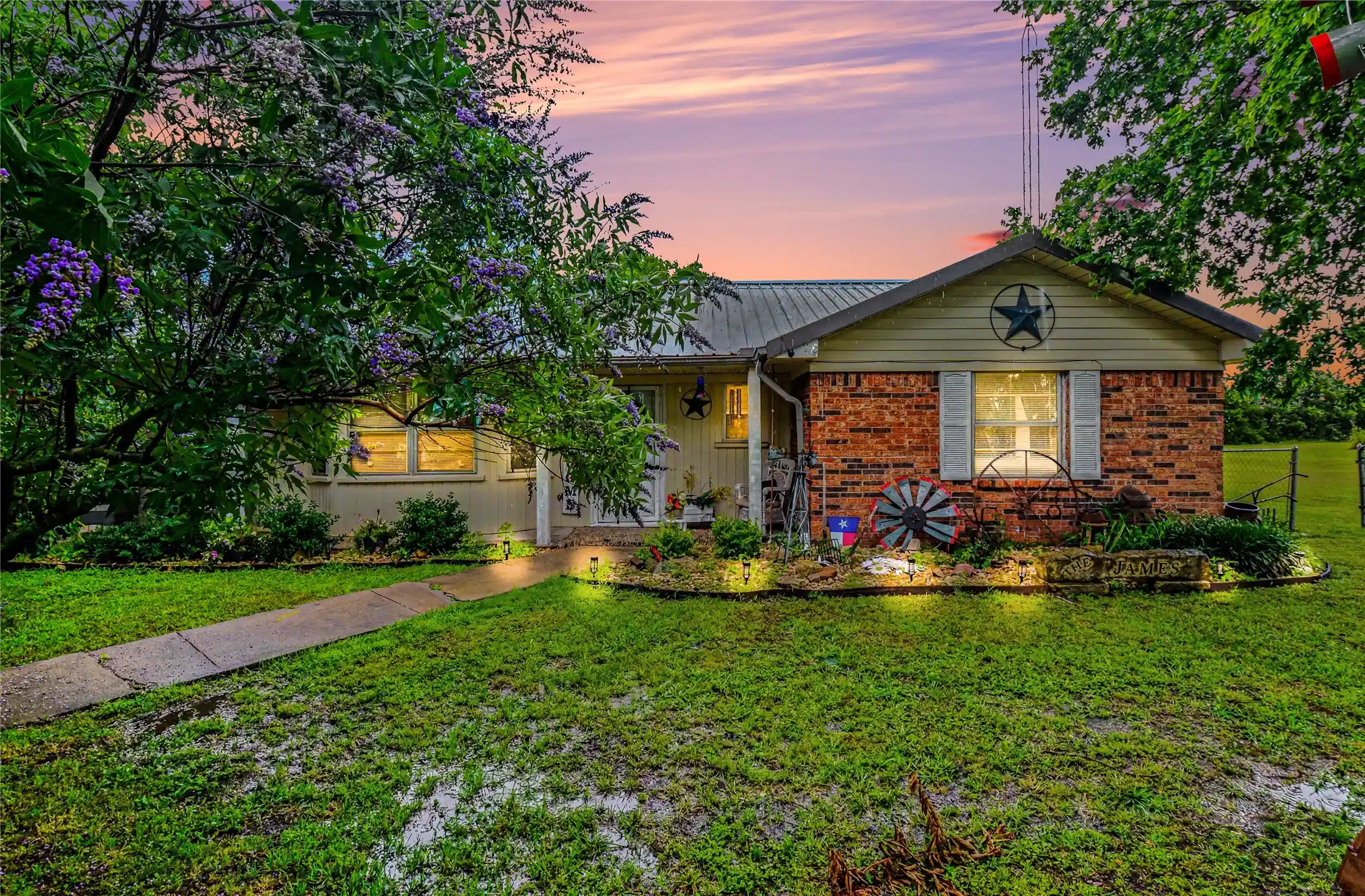 Photo 1 of Single family home for sale at 2382 N Fm 1743 Rd, Windom, TX 75492 | MLS# 21285433 | Listing updated on 2026-10-24