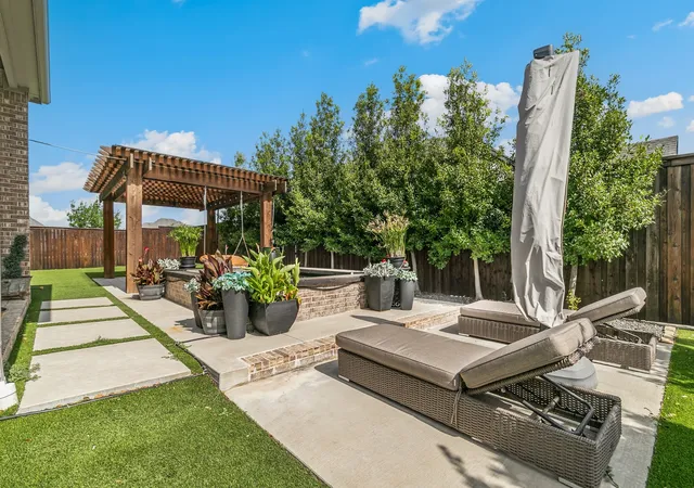 Photo 2 of Single family home for sale at 1181 Saint Peter Ln, Prosper, TX 75078 | MLS# 21287677 | Listing updated on 2026-10-03