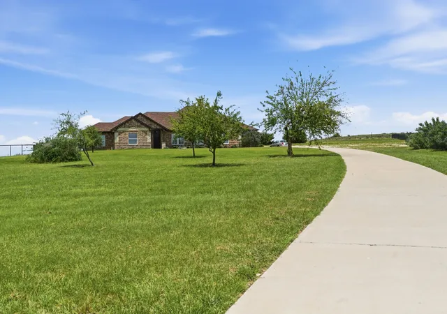 1st image of 3020 Jolene Ct, Springtown, TX 76082 | MLS# 21291417