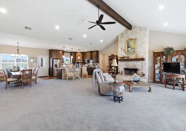 4th image of 3020 Jolene Ct, Springtown, TX 76082 | MLS# 21291417