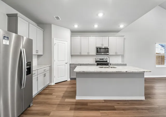 Photo 3 of Single family home for sale at 3268 Mint Springs St, Fort Worth, TX 76179 | MLS# 21291282 | Listing updated on 2026-08-28