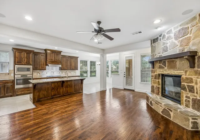 Photo 4 of Sale Pending at 6119 Mulholland Dr, Irving, TX 75039 | MLS# 21291059 | Listing updated on 2026-07-21