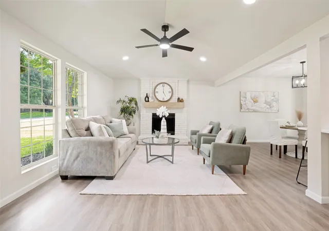 Photo 3 of Sale Pending at 4516 Hartford Dr, Plano, TX 75093 | MLS# 21291132 | Listing updated on 2026-07-13