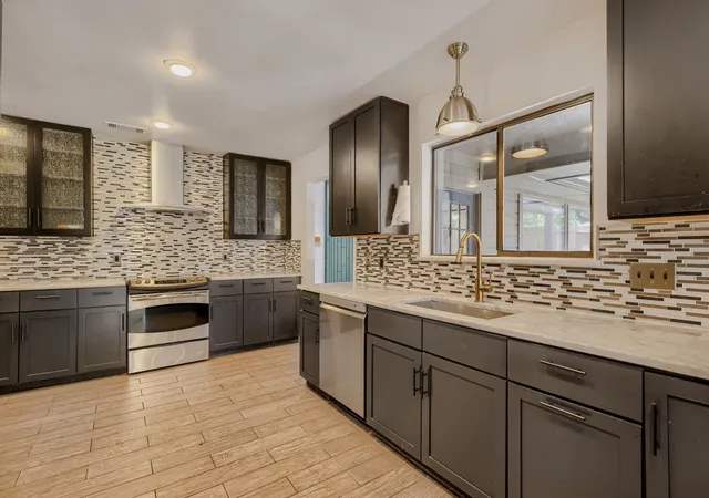 Photo 1 of Single family home for sale at 6234 La Cosa Dr, Dallas, TX 75248 | MLS# 21280644 | Listing updated on 2026-08-04