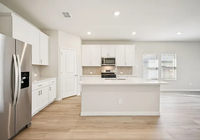 Photo 3 of Single family home for sale at 3256 Mint Springs St, Fort Worth, TX 76179 | MLS# 21291285 | Listing updated on 2026-08-25