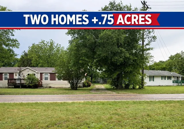 Homes for sale in Bailey, TX | 112 Se Front St, Bailey, TX 75452 | MLS# 21291473
