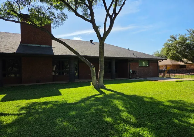Homes for sale in Abilene, TX | 14 Fairway Oaks Blvd, Abilene, TX 79606 | MLS# 21290783