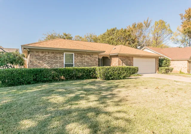 Homes for sale in North Richland Hills, TX | 7417 Timberhill Dr, North Richland Hills, TX 76182 | MLS# 21267680