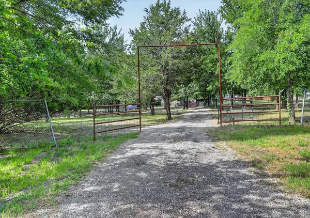 Photo 2 of Single family home for sale at 2625 County Road 2510, Quinlan, TX 75474 | MLS# 21292161 | Listing updated on 2026-07-08