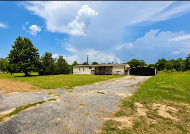 Photo 3 of Manufactured home for sale at 797 County Road 2958, Alba, TX 75410 | MLS# 21290616 | Listing updated on 2026-08-04